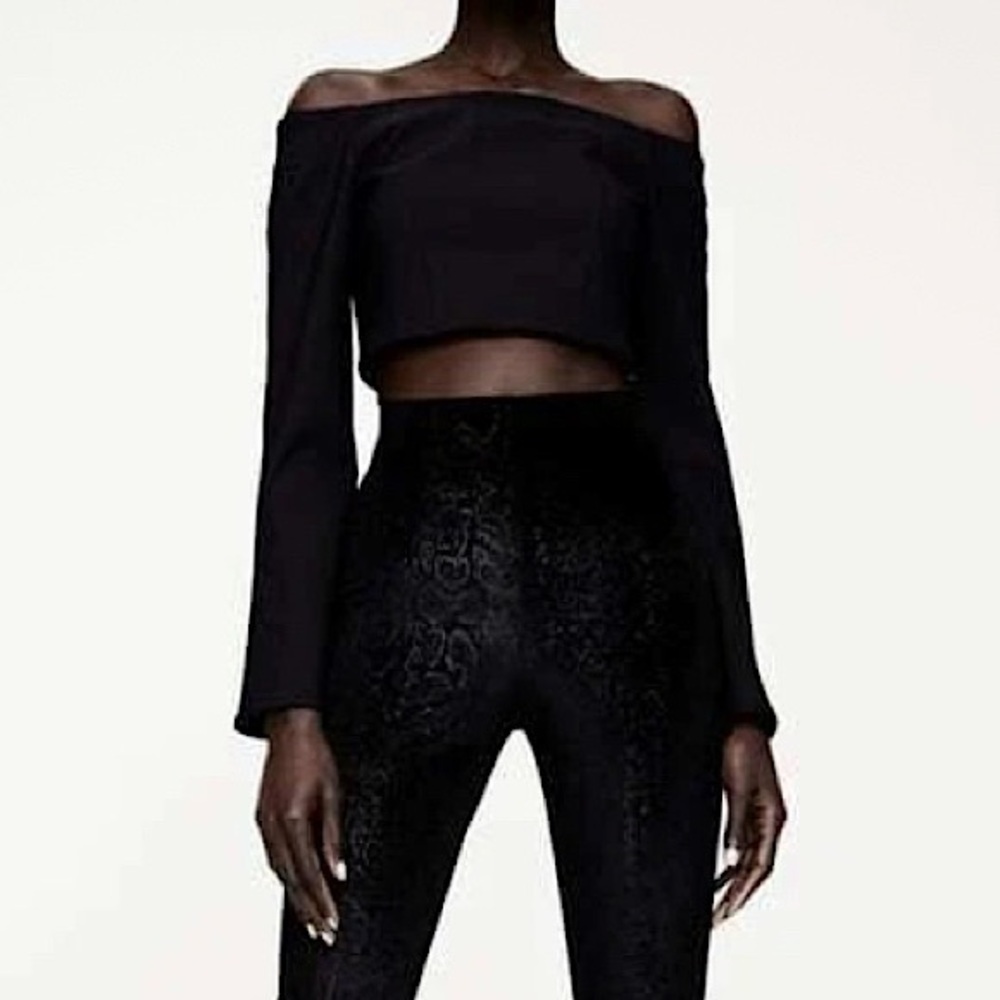 NWT Zara back off shoulder bell sleeve crop top